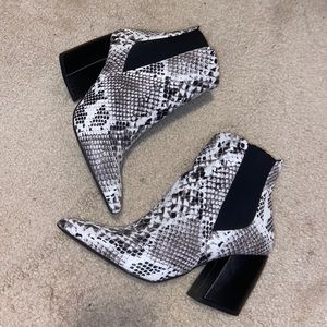 Lulus snakeprint boots